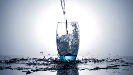 νερό-και-υγεία-πόσο-νερό-πρέπει-να-πίνο-62080